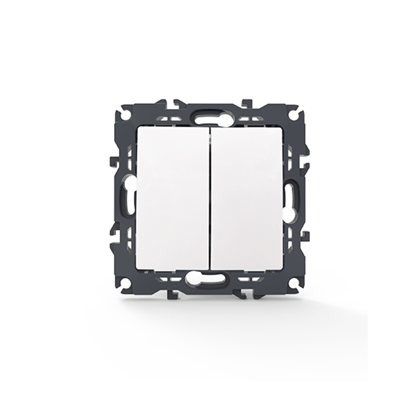 PRIME 2 GANG 1 WAY SWITCH SCREWLESS 1+1P 10AX 250VAC IP20 WHITE 1000110201 PRIME 2 GANG 1 WAY SWITCH SCREWLESS 1+1P 10AX 250VAC IP20 WHITE 1000110201