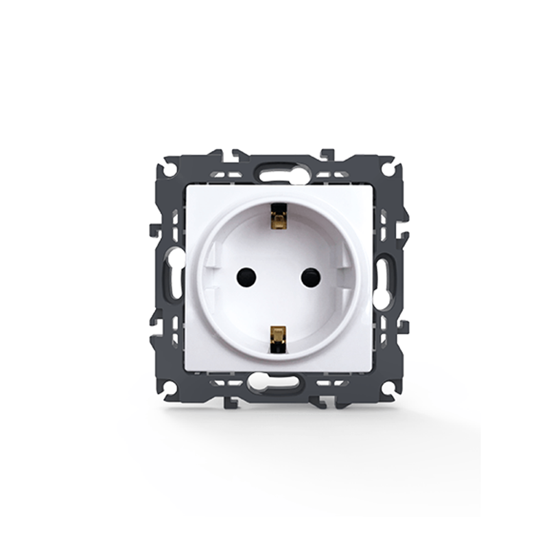 PRIME SCHUKO SOCKET WITH SAFETY SHUTTER 1x2P+E 16A 250VAC IP20 WHITE 1000116001