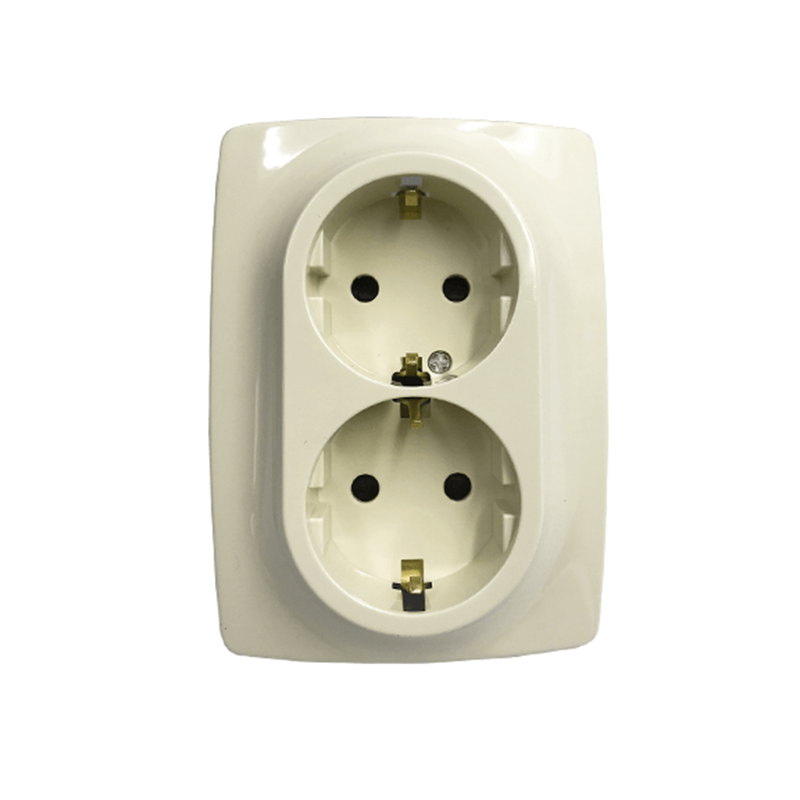 PRIME SCHUKO SOCKET WITH SAFETY SHUTTER 2x2P+E 16A 250VAC IP20 IVORY 1000116202