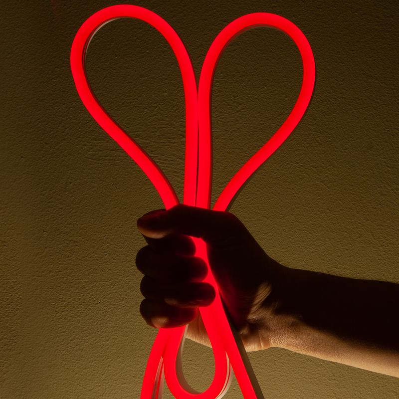 100LED/M LED NEON ROPE LIGHT RED STEADY SINGLE SIDE 50m IP44 1.5m CABLE WITH 3 SETS PLUG,CONNECTORS AND END CAPS X08544411