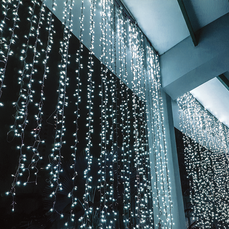 ^ 360 FLASH LED CURTAIN LIGHTS, CW, ADAPT.(31VDC),IP44, 200x200cm, GREEN CABLE X08360214