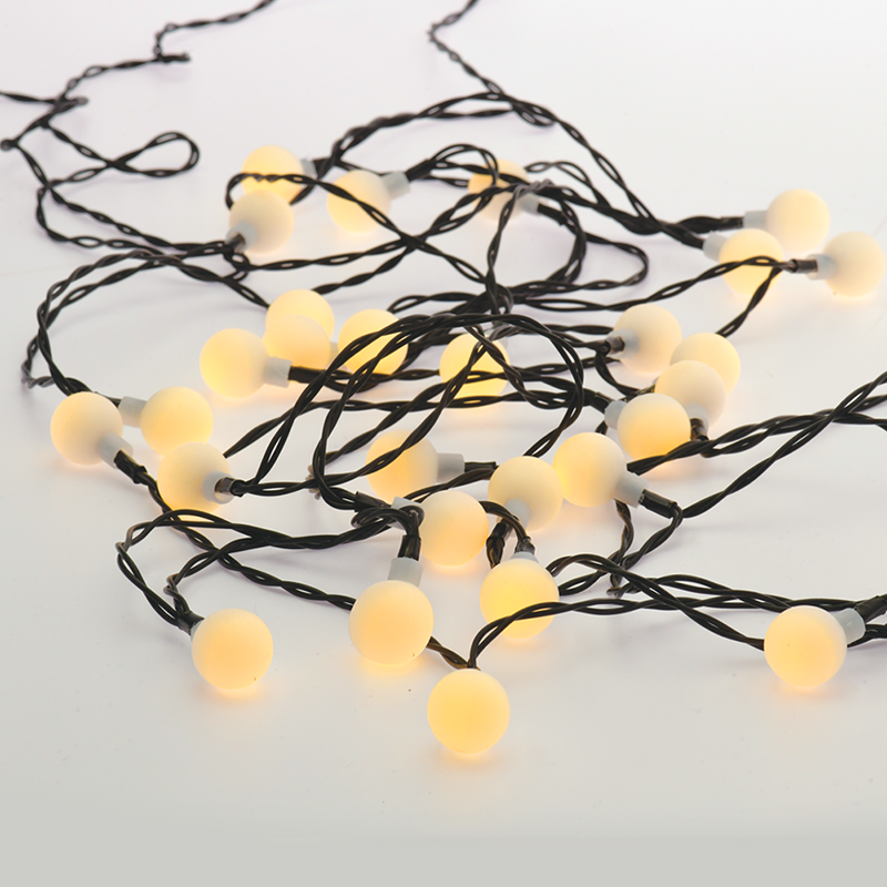 30 WW SOLAR LEDS, OPAL BALLS, STRING LIGHTS, BAT., SOLAR, FLASH, BLACK WIRE, IP44, 4.35m+2m X04301423