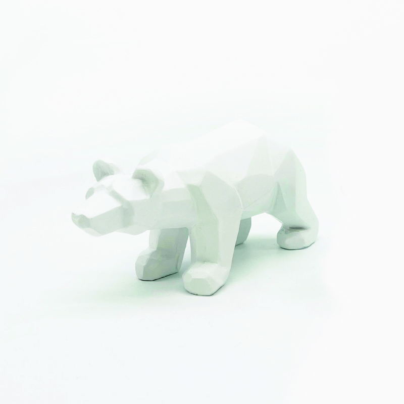 DECORATIVE RESIN BEAR WHITE 10cm X1565412