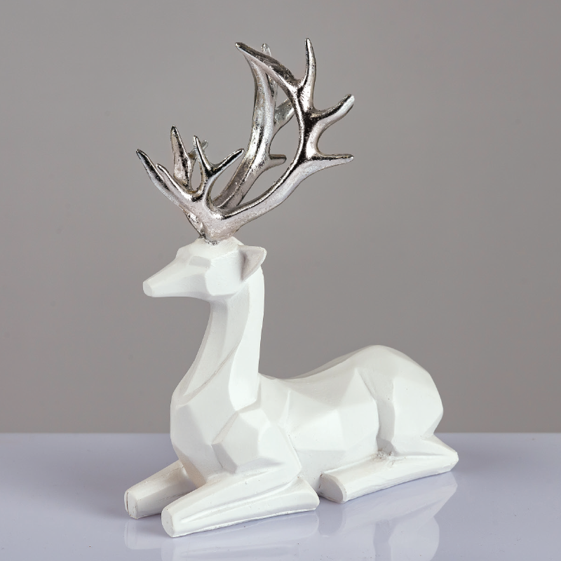 DECORATIVE RESIN REINDEER WHITE 20cm X1584714