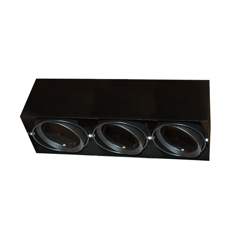 ^  SPOT CEILING AR111 TRIPLE BLACK 150x450x120 MCDAR3B