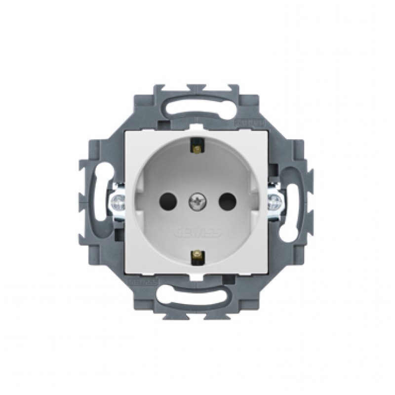 SOCKET GERMAN STD. 2P+E 16A WH 331GW35207W