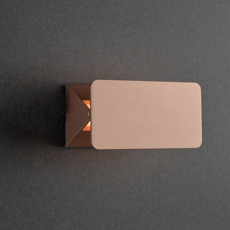 WALL MOUNTED LED 5W 3000K ALUMINUM GOLD 16X8X5,5CM PYRAMID ZD80645LEDGD WALL MOUNTED LED 5W 3000K ALUMINUM GOLD 16X8X5,5CM PYRAMID ZD80645LEDGD