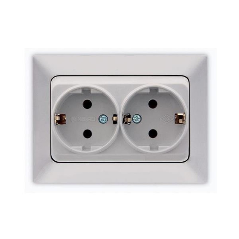 TWO GANG EARTHED SOCKET OUTLET  SILVER 152-16203