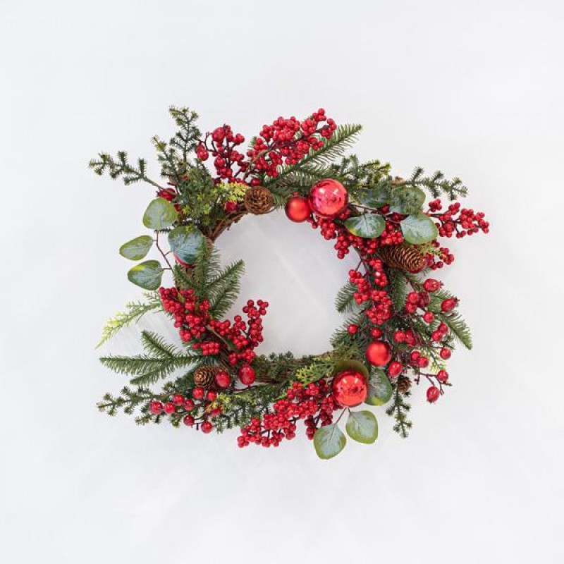 WREATH, WITH RED BERRIES AND RED DECORATIVES, 50cm 600-45536