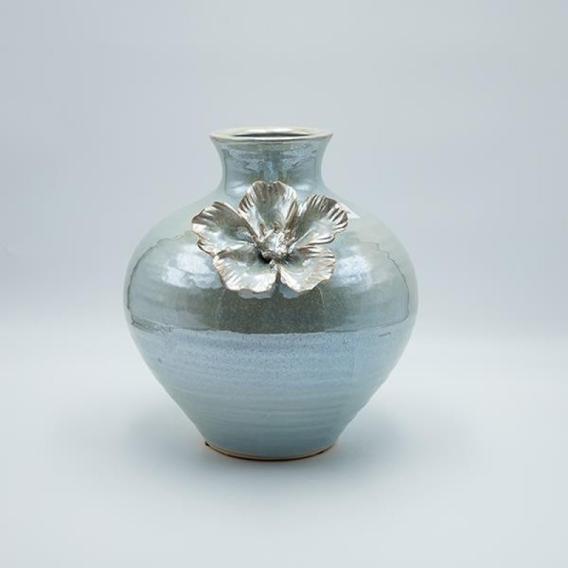 VASE WITH FLOWERS CERAMIC IVORY GLOSS 27.5x27.5x27cm 819-01338