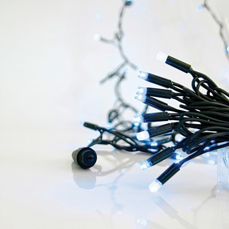 СВЕТЛИННА ЛИНИЯ С 100 LED СВЕТЛИНИ